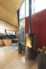 Купить Печь-камин Invicta Altara Plus в интерьере чугунная в Лиде в Лиде