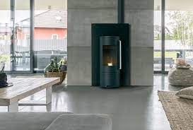 Купить Печь-камин Invicta Altara Plus в интерьере чугунная в Лиде в Лиде