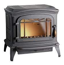 Купить Печь-камин Invicta Bradford красная эмаль в интерьере чугунная в Лиде в Лиде