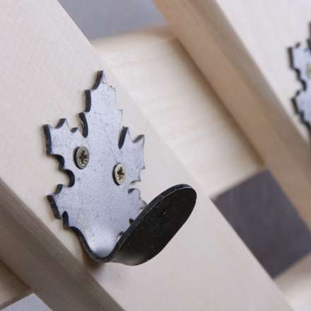 Вешалка Ромб с 5-ю железными кленовыми крючками в Лиде