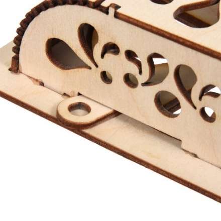 Вентиляционная задвижка резная в Лиде