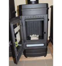 Печь-камин чугунный Invicta Remilly в интерьере Амазонка бай фото в Лиде