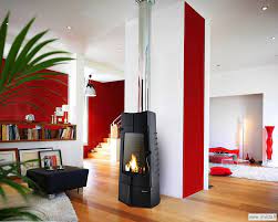 Печь-камин чугунный Invicta Chamane 14 в интерьере Амазонка бай фото в Лиде