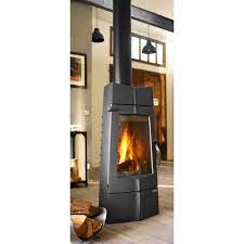 Печь-камин чугунный Invicta Chamane 14 в интерьере Амазонка бай фото  в Лиде