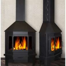 Стальной недорогой камин Бавария Мюнхен с большим стеклом фото в интерьере в Лиде