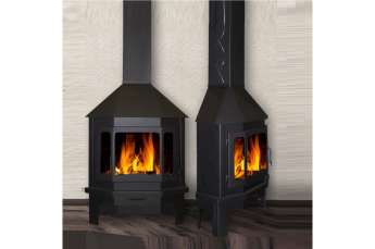 Стальной камин Бавария Мюнхен со стеклом угловой чёрный (без перемычки) фото в интерьере в Лиде