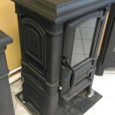 Печь-камин чугунный FireWay Bruno в интерьере чёрный Амазонка бай фото в Лиде