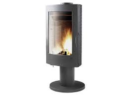 Печь-камин чугунный Invicta Alios в интерьере Амазонка бай фото в Лиде